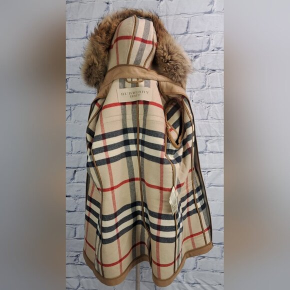 Burberry Womens Duffle Toggle Fur Hood Jacket Winter Camel Wool Nova Check 12 US - Picture 12 of 16